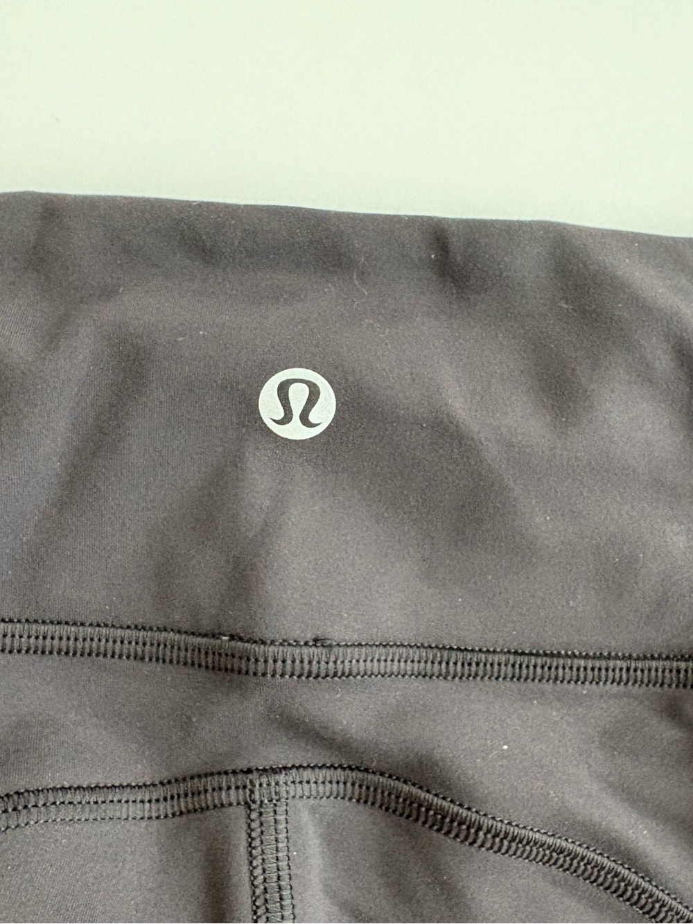 Lululemon Black Full Length Running Leggings Pockets Size 4 28” - Picture 3 of 7